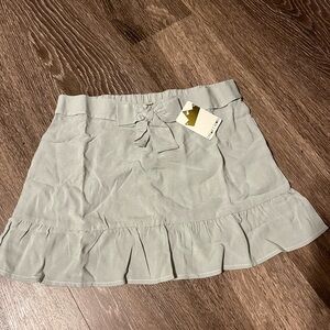Crown of Hearts Linen Blend Skirt in Mint Girls size L